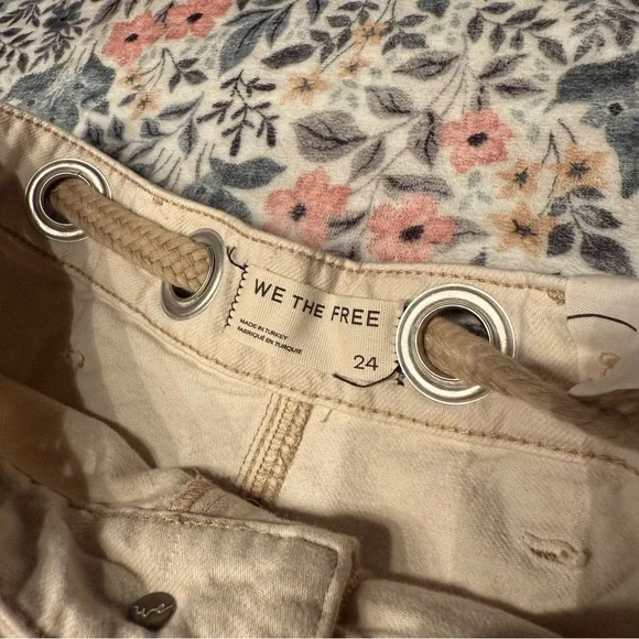 NWT We The Free Moxie Barrel Shorts White - Picture 4 of 7